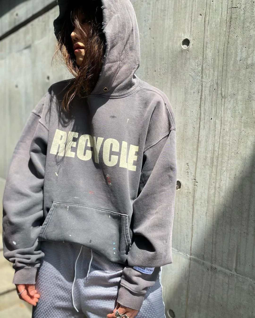 Kanye's same style GALLERY DEPT. 90'S RECYCLE HOODIE WASHED BLACK Recycled old environmentally friendly slogan 90'S washed hoodie, washed black S-XL, garments rewashed and dyed